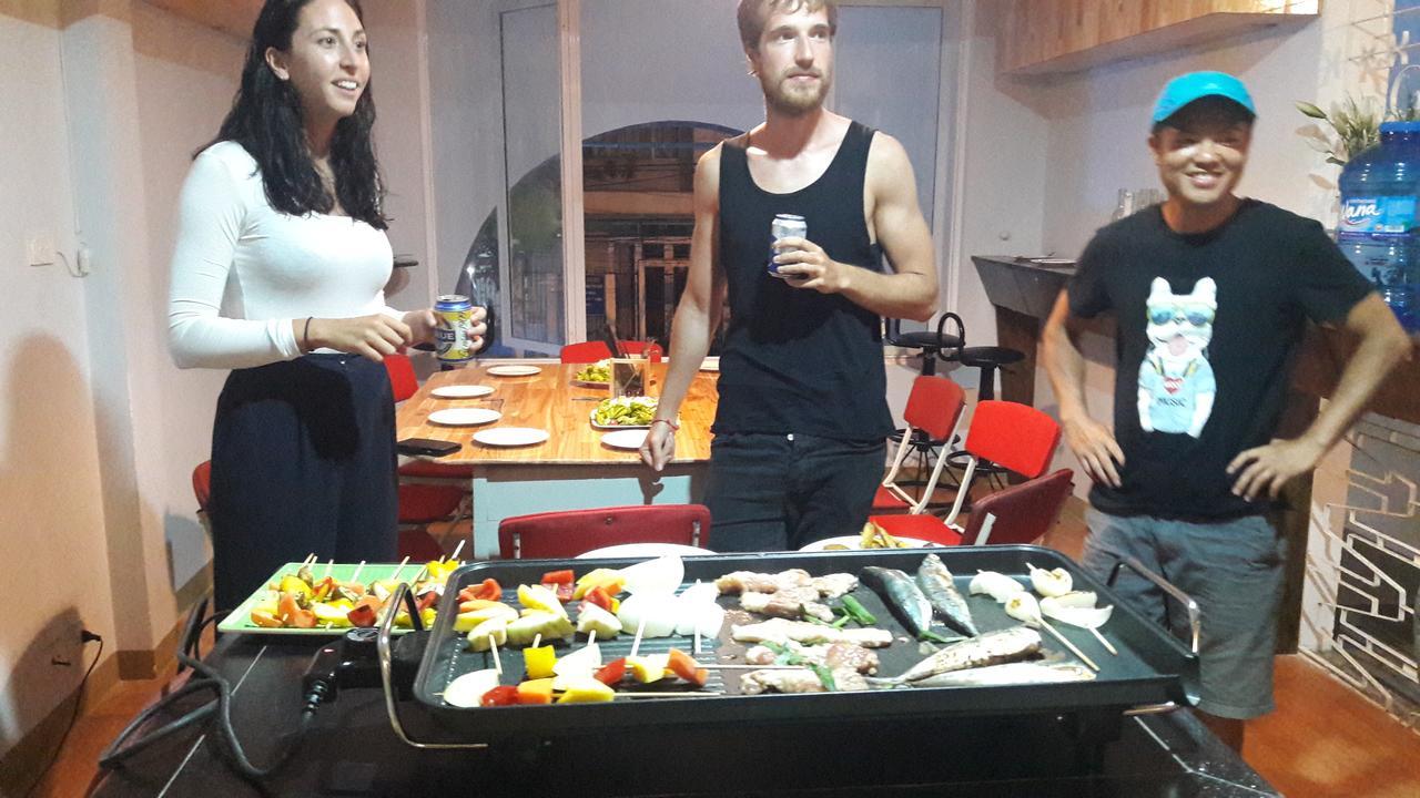 Hi Da Nang Beach Hostel Ngu Hanh Son Buitenkant foto